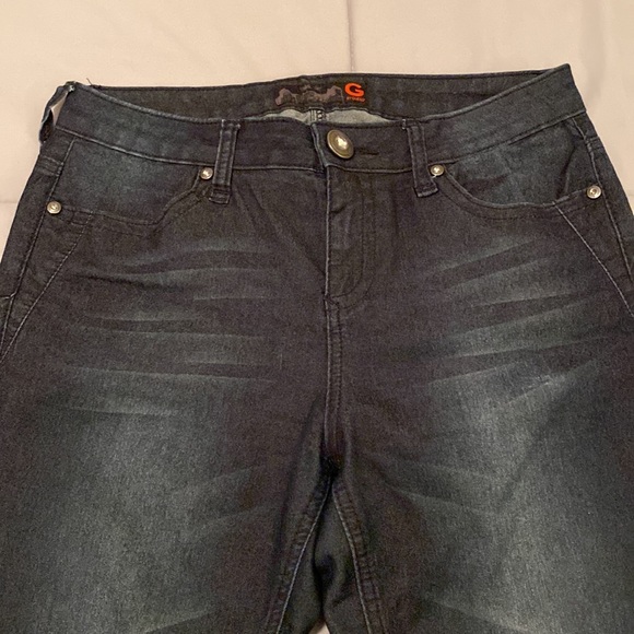 Like New - G by Guess - Flare Jean - Size 29 - Picture 3 of 6